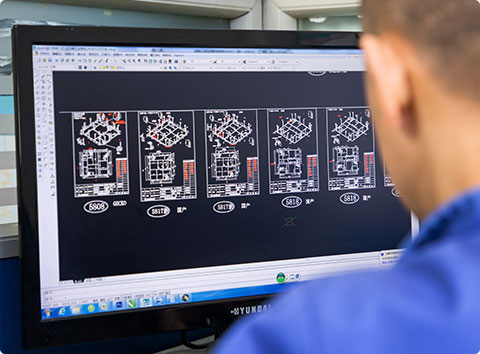 emgineer is building the 3D model of hot tubs based on customer requirements