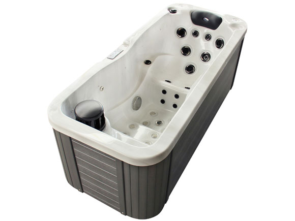 804B side view one person hot tub