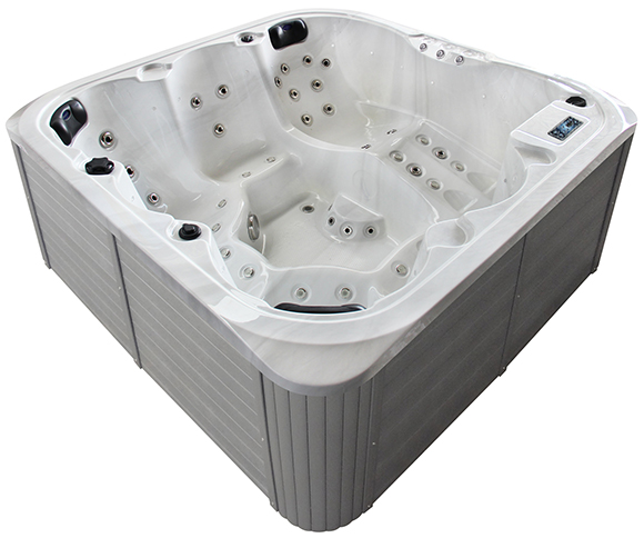 513B side view outdoor spa tub